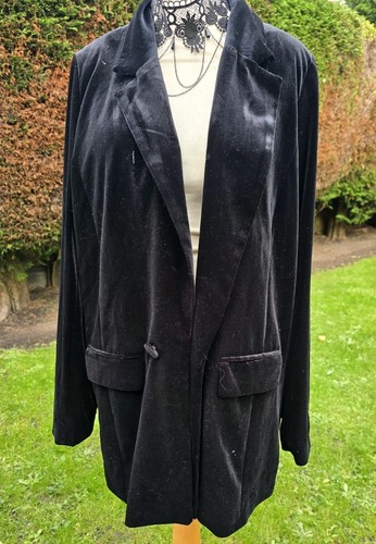 Lipsy black velvet military - black,